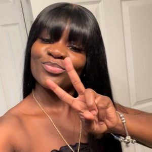 24” Straight Wig with Bangs